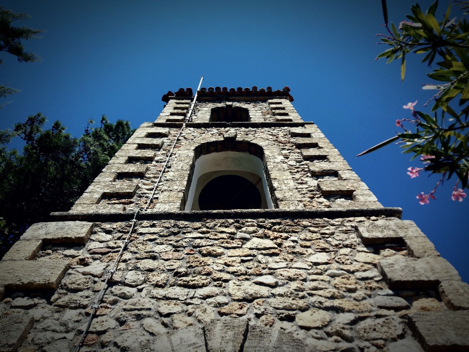 Samsung Galaxy A5 sample photo. Castle, sky, architecture photography