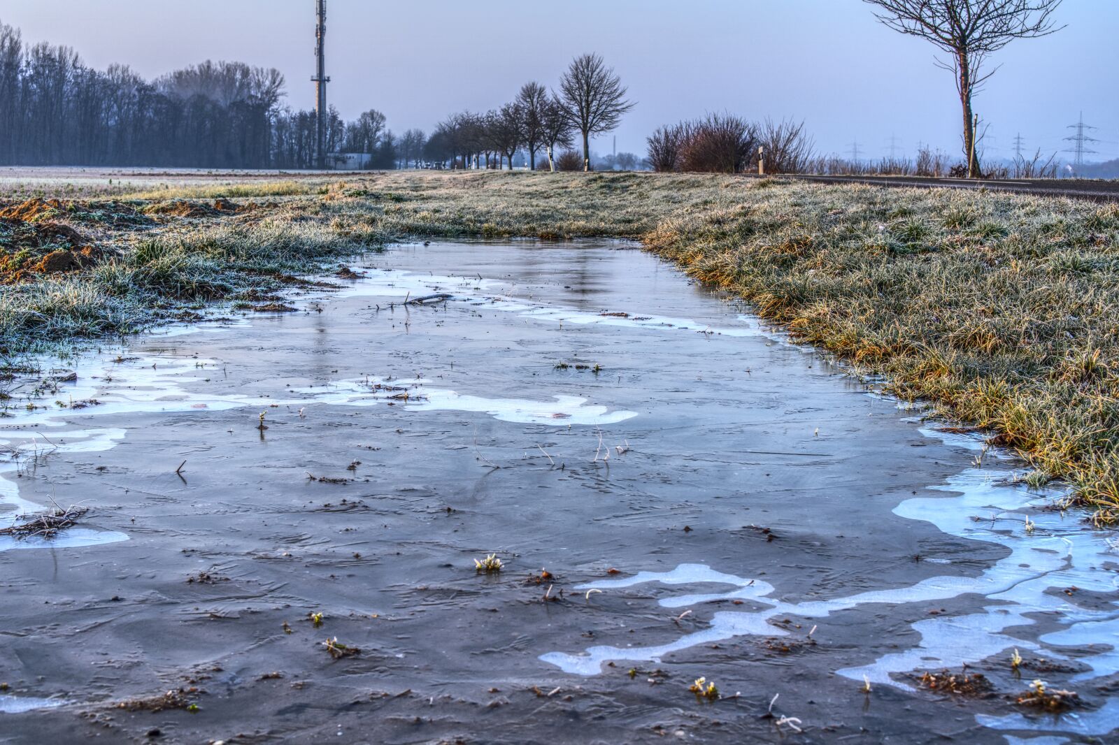 Sony a6000 + Sony E 35mm F1.8 OSS sample photo. Ice, frozen, ice rink photography