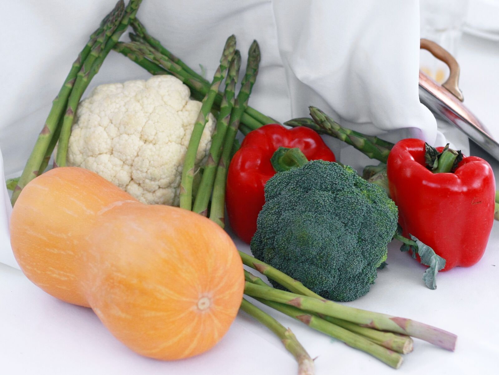 Canon EOS 40D sample photo. Vegetable, red, green photography