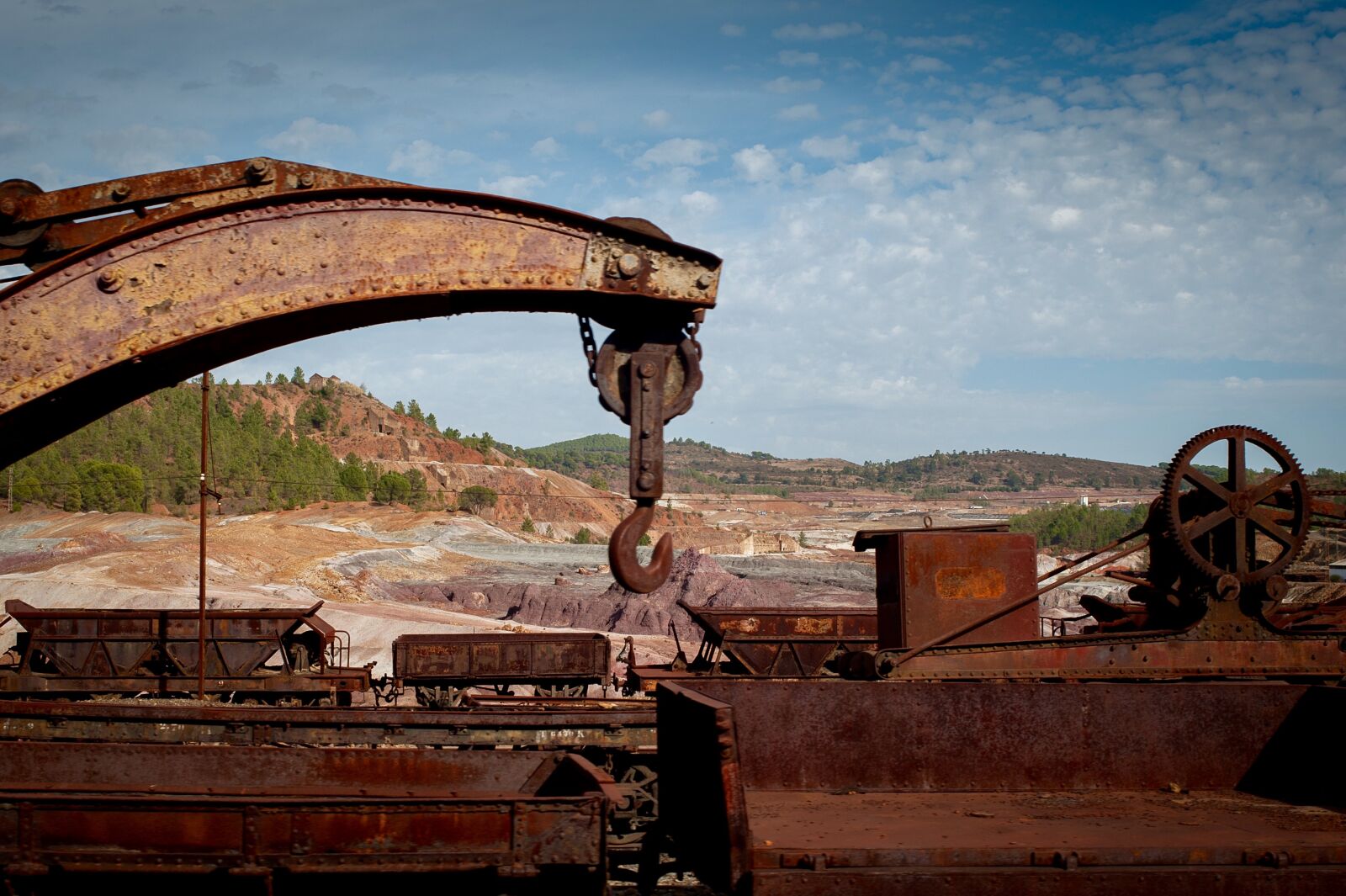 Nikon D700 sample photo. Crane, rail, track photography
