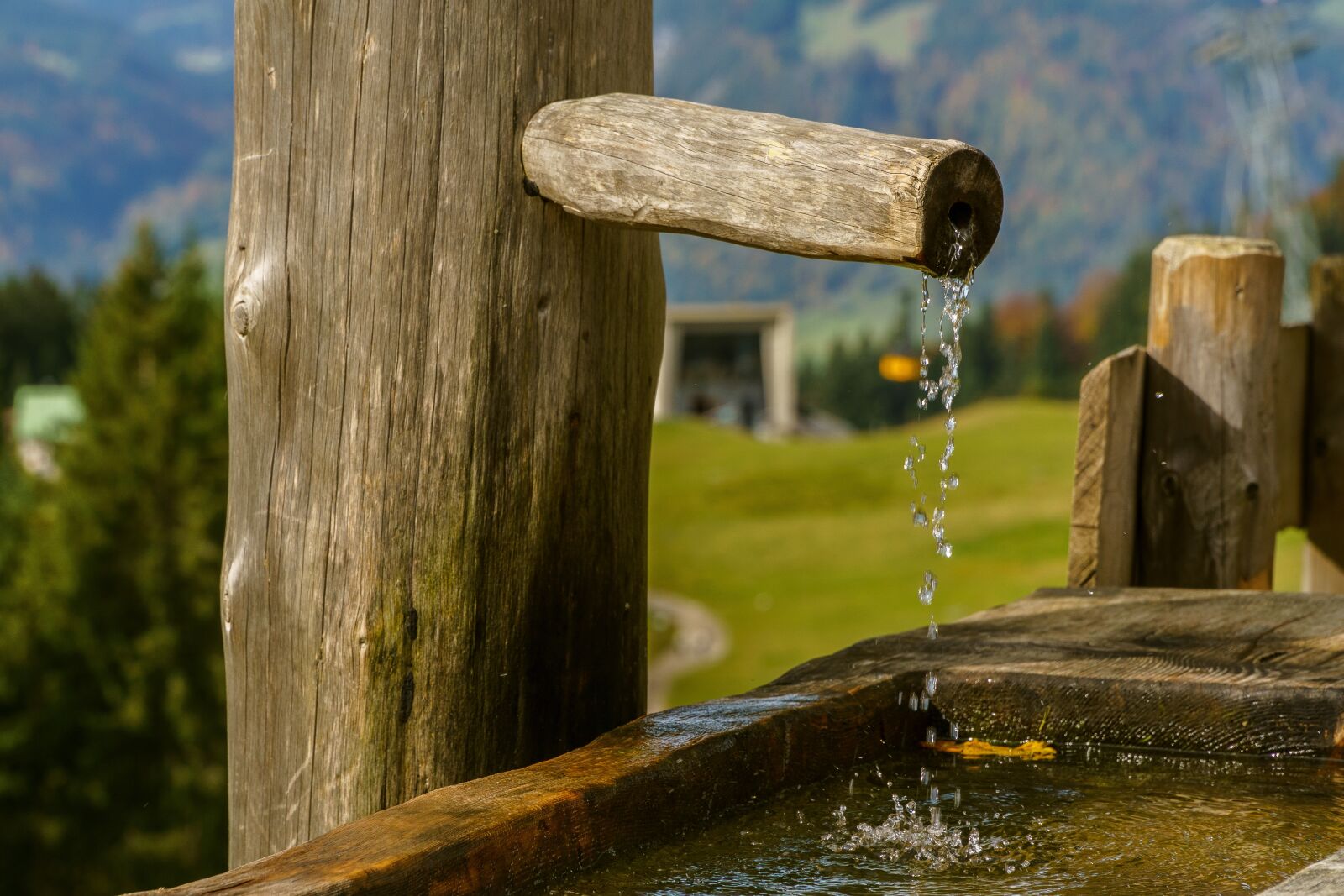 Sony a6000 + Sony E PZ 18-105mm F4 G OSS sample photo. Foghorn, hofh tte seealpe photography