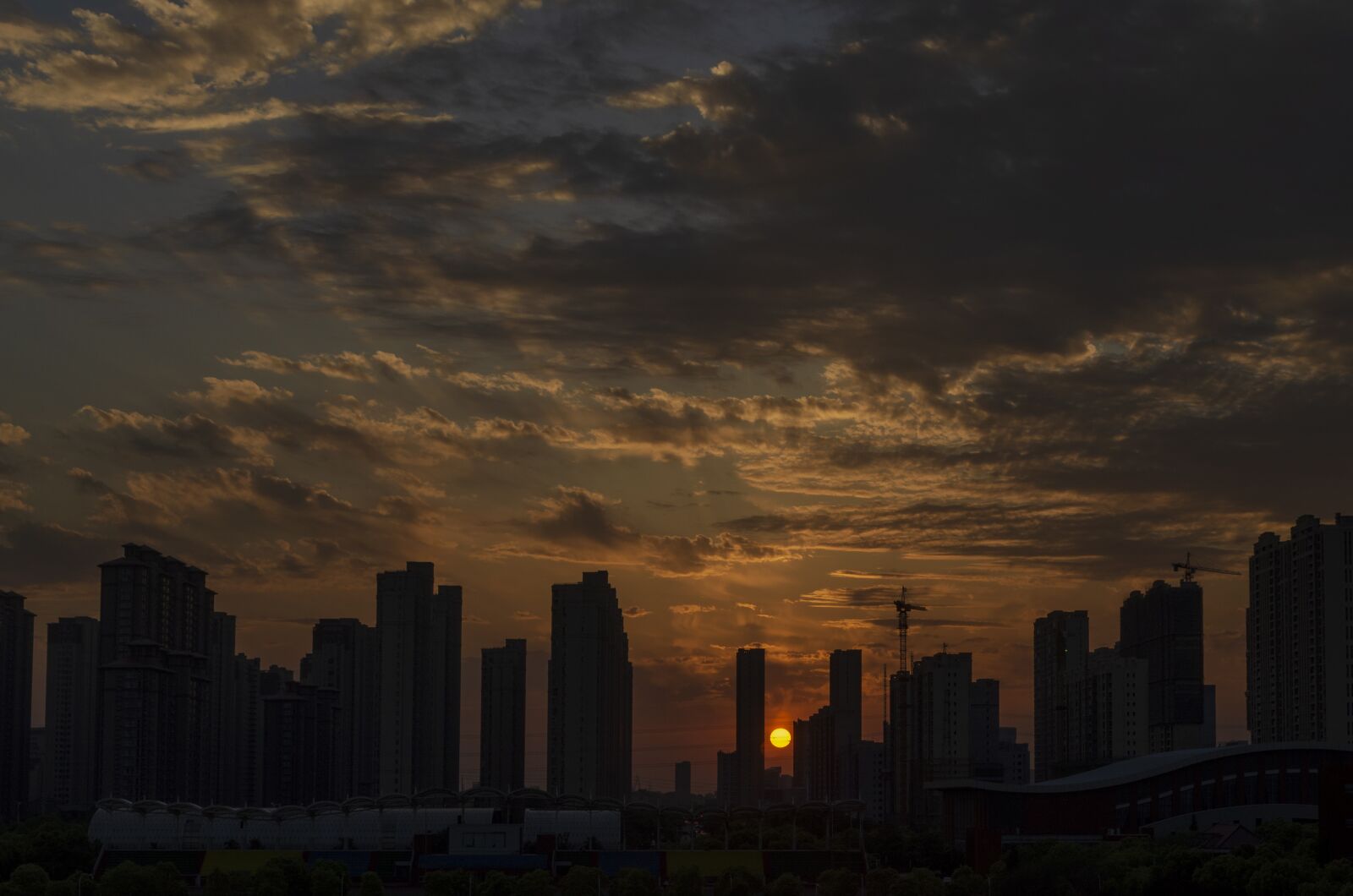 Nikon D5100 sample photo. Sunset, silhouette, light and photography
