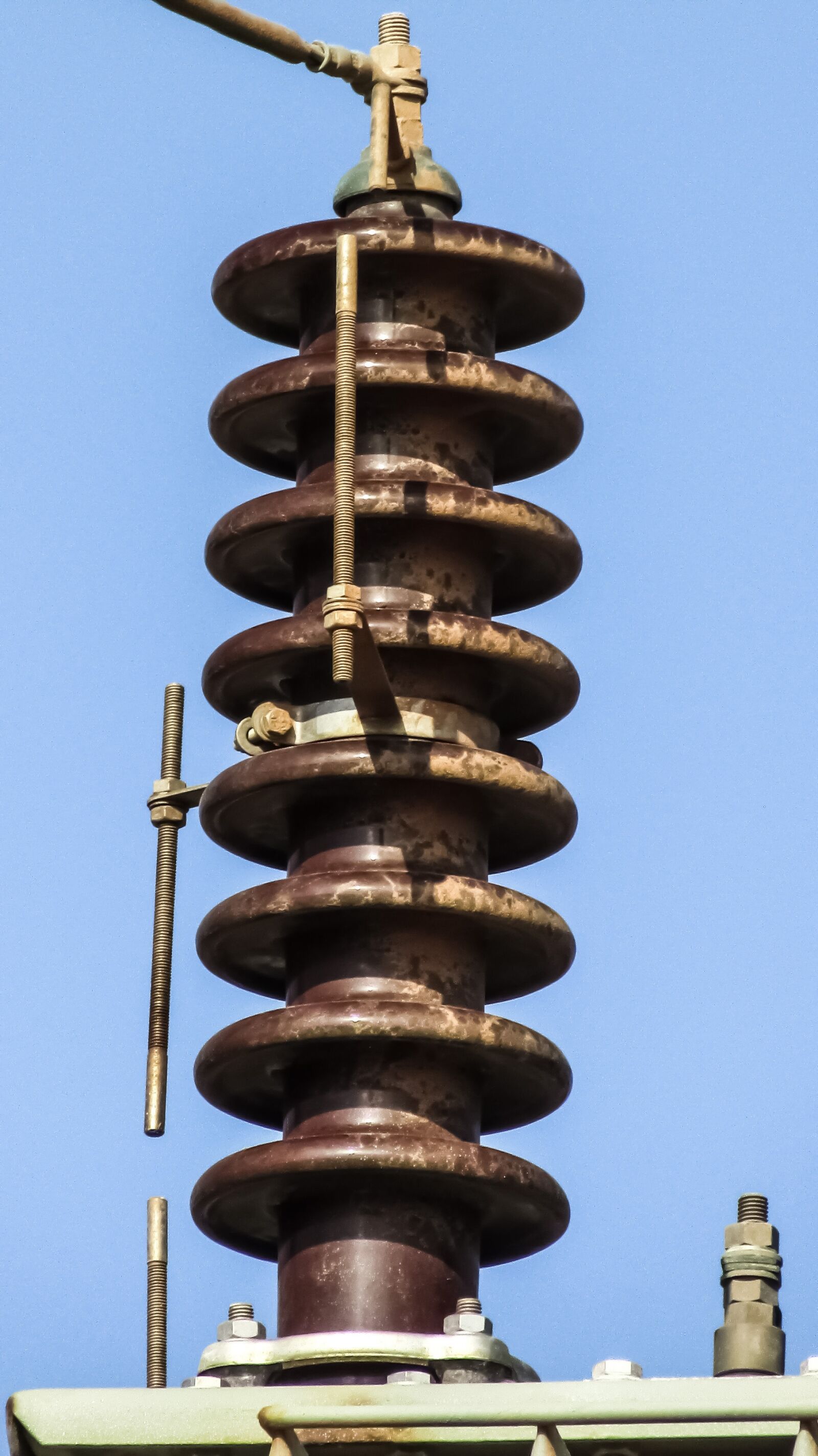 Canon PowerShot SX400 IS sample photo. Isolator, transformer, electric photography