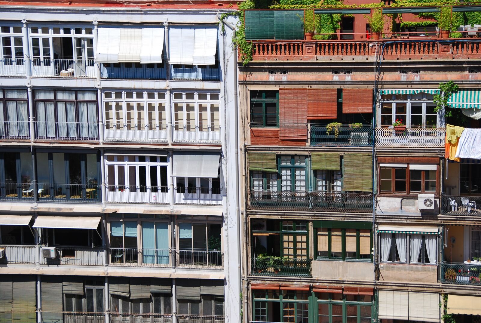 Nikon D80 sample photo. Architecture, barcelona, residence photography