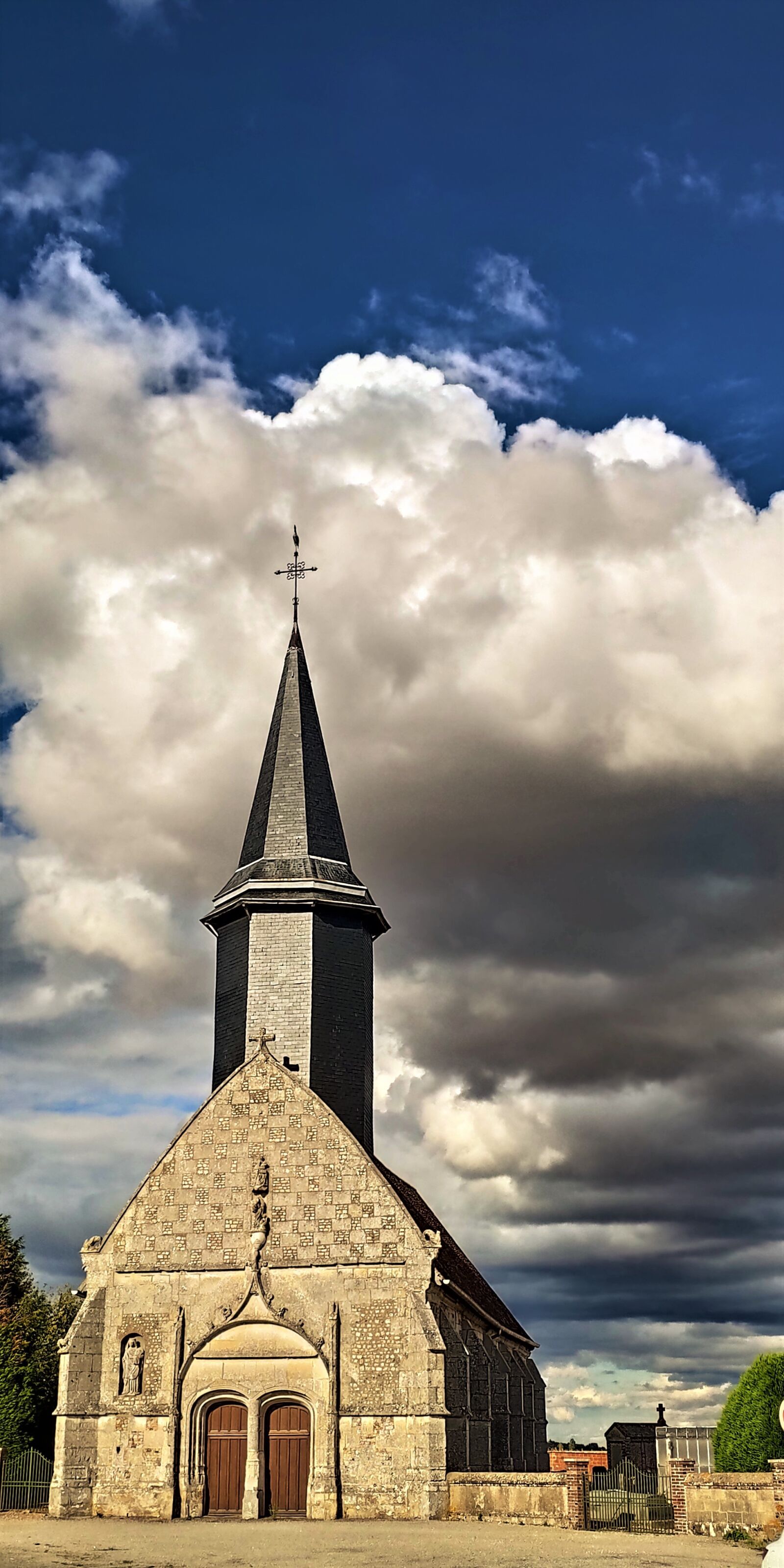 Xiaomi Mi MIX 2S sample photo. Church, sky, cloud photography