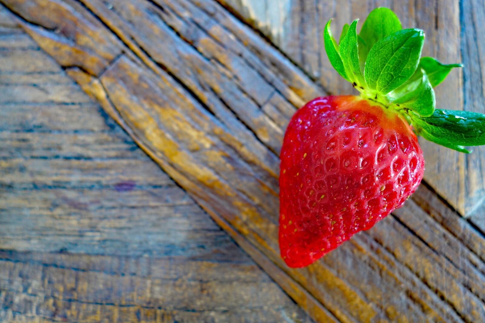 Sony Cyber-shot DSC-RX100 II sample photo. Strawberry strawberries, fruit, red photography