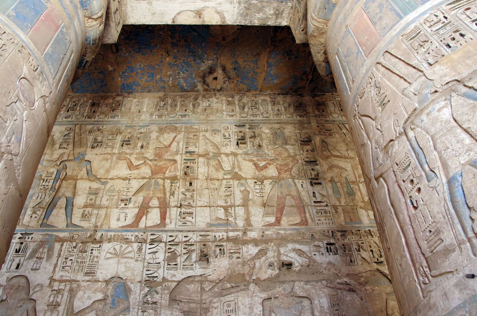 Pentax K-5 sample photo. Egypt, thebes, medinet-habu photography