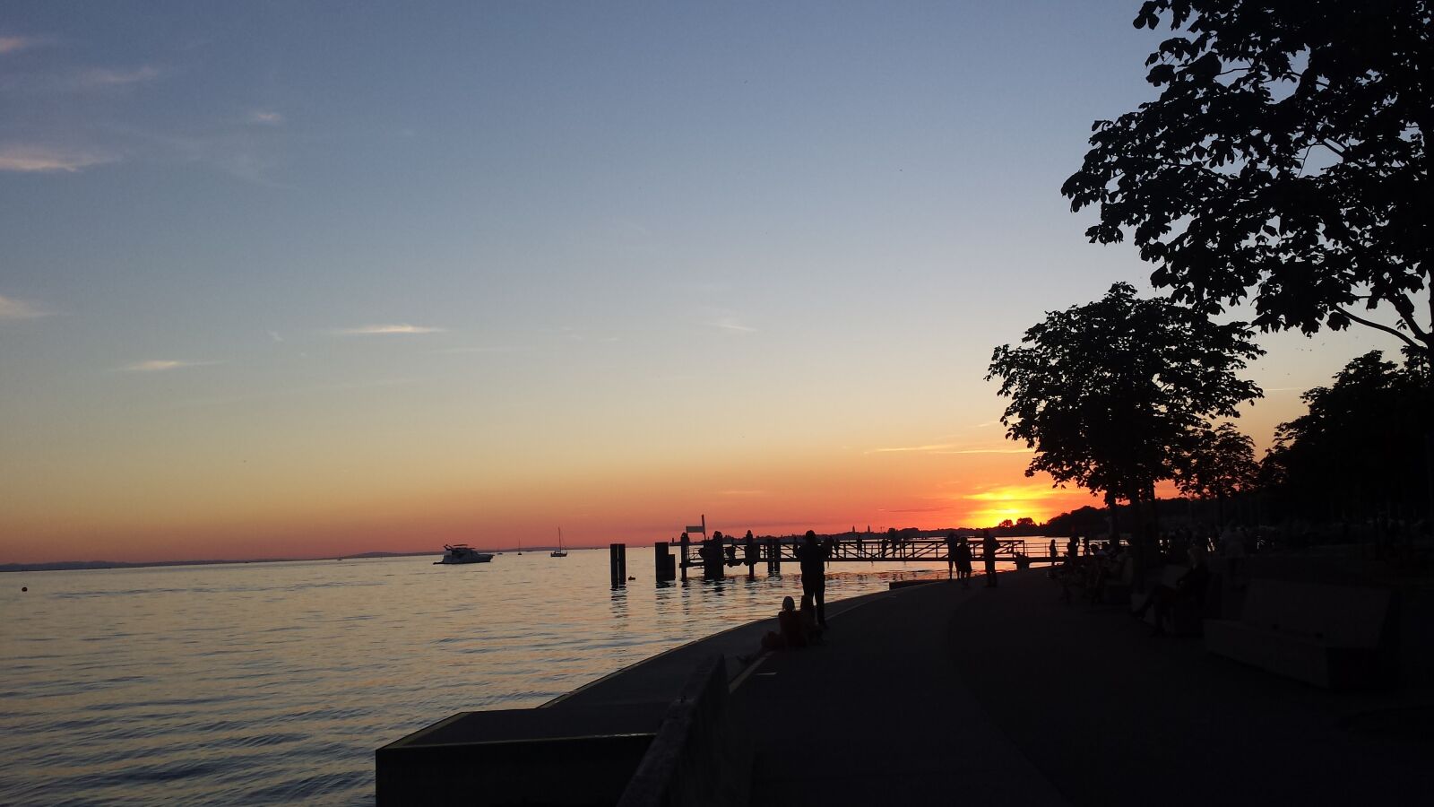 Samsung Galaxy S4 sample photo. Bregenz, afterglow, lake constance photography
