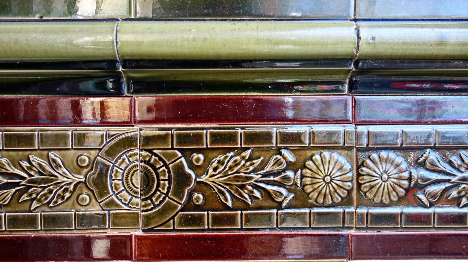 Sony Cyber-shot DSC-RX100 sample photo. Tile, wall tile, jugendstil photography