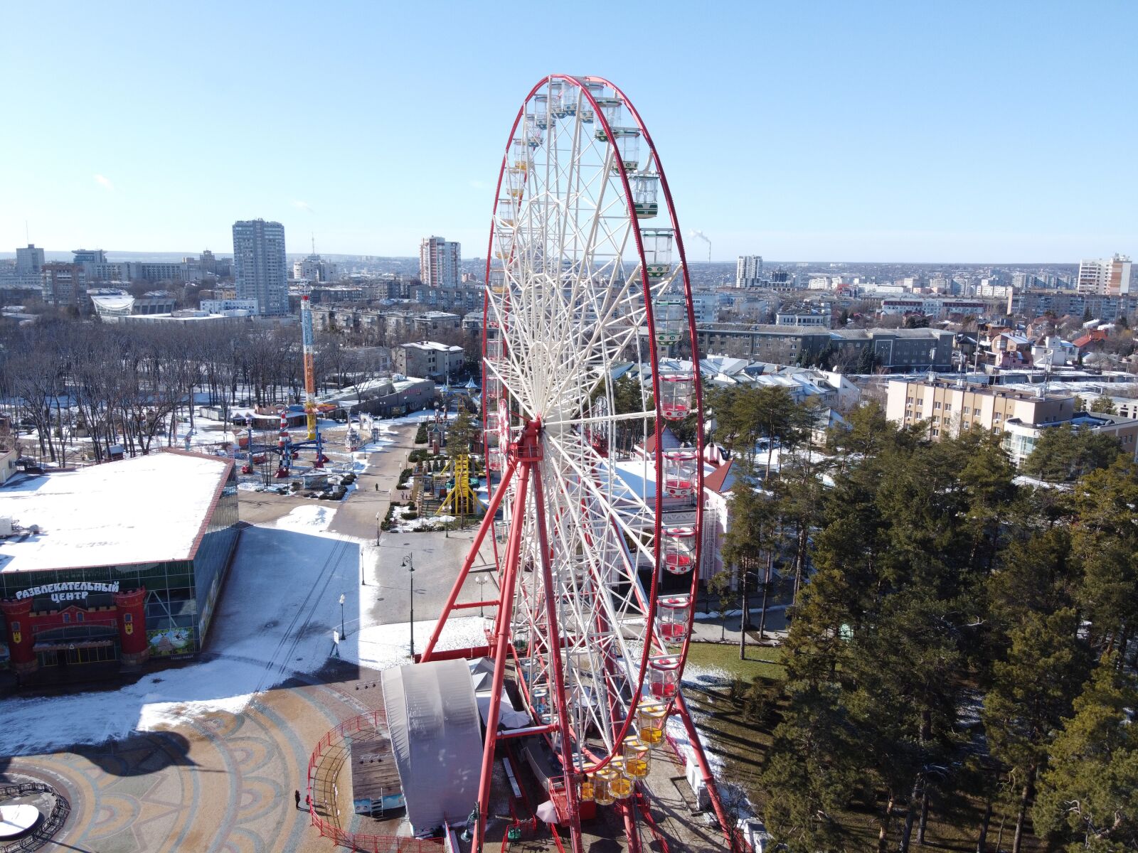 DJI FC7203 sample photo. Ferris wheel, gorky park photography
