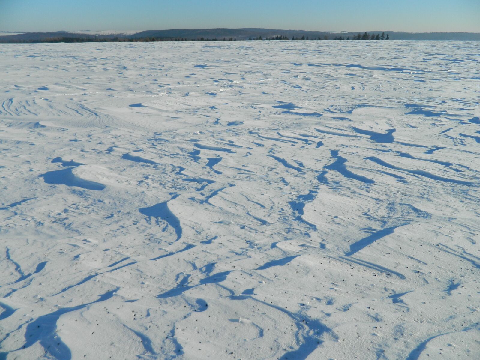 Nikon COOLPIX L310 sample photo. Snow, dunes, dune photography