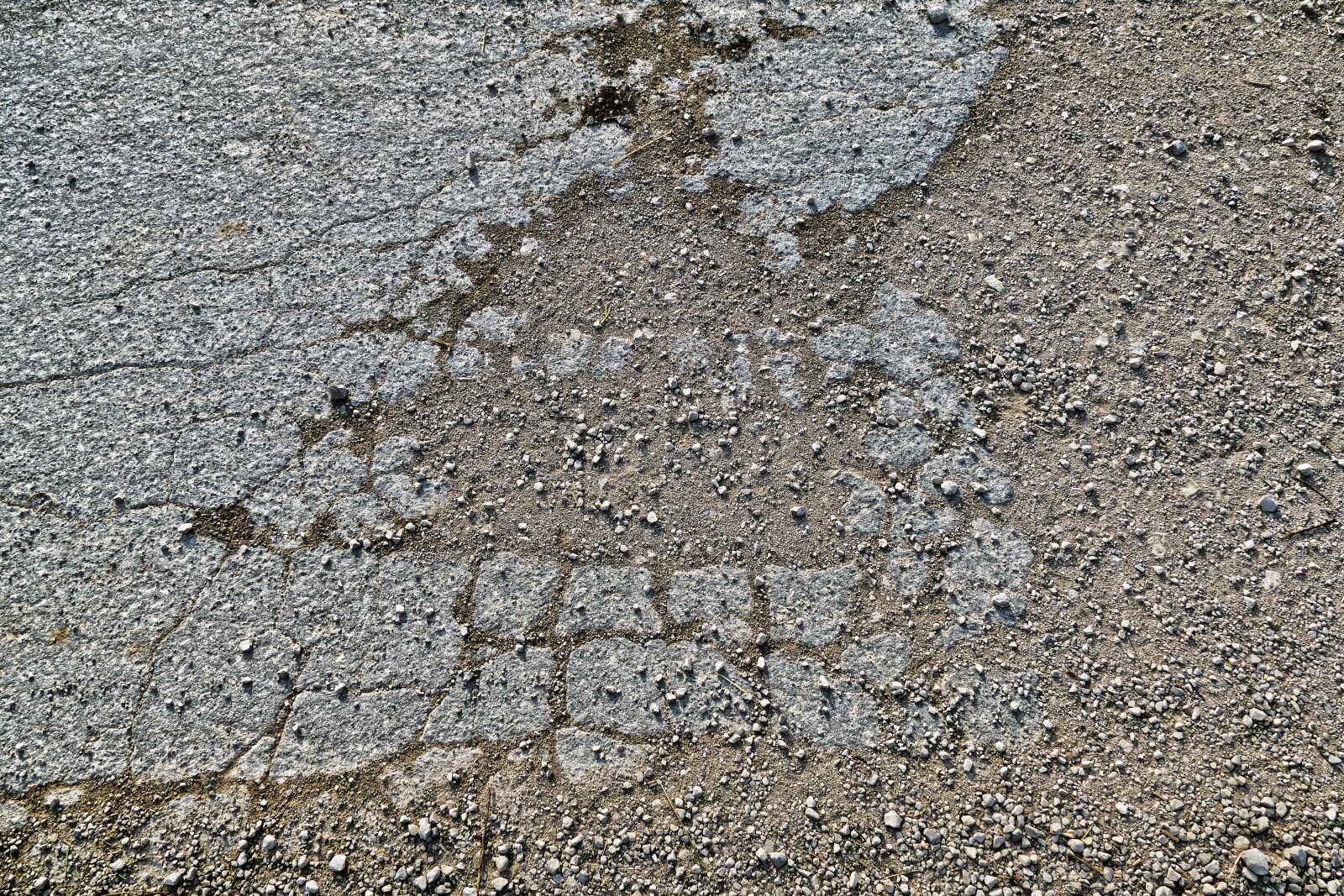 Panasonic Lumix DMC-FZ1000 sample photo. Ground, infrastructure, lane photography