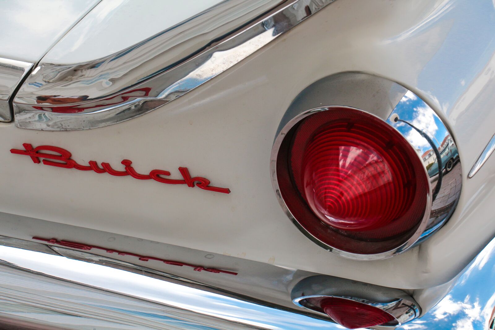 Canon EOS 700D (EOS Rebel T5i / EOS Kiss X7i) sample photo. Buick, oldtimer, detail photography