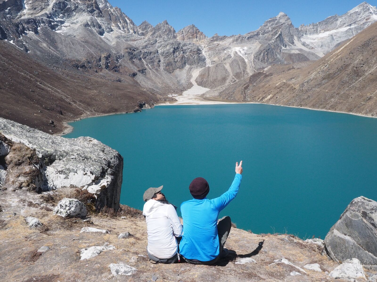 Olympus OM-D E-M1 + Olympus M.Zuiko Digital ED 12-40mm F2.8 Pro sample photo. Gokyo, lake, nepal photography