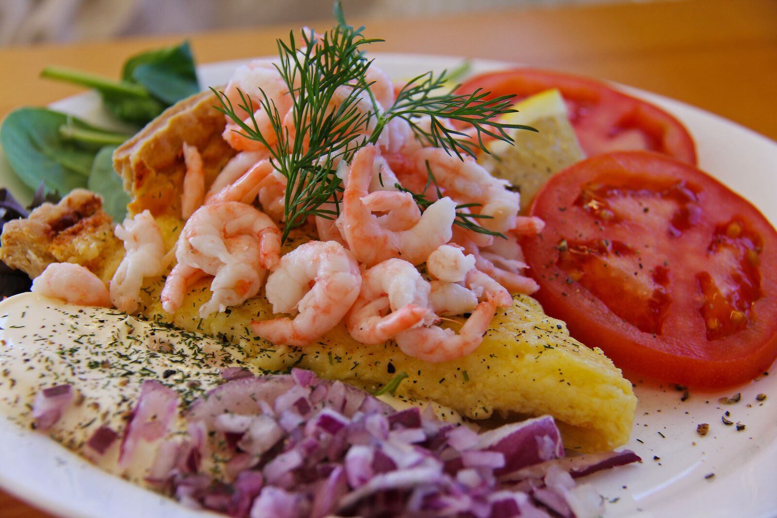 Canon EF-S 18-200mm F3.5-5.6 IS sample photo. Shrimp, lunch, meal photography