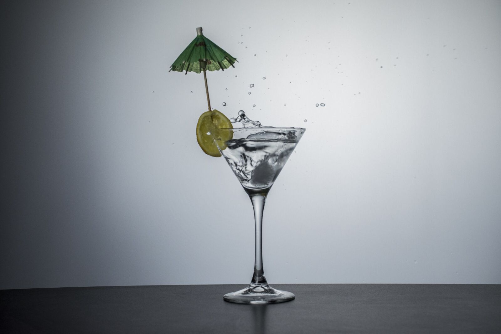 Nikon D5600 sample photo. Bebe, liquid, alcoholic drink photography
