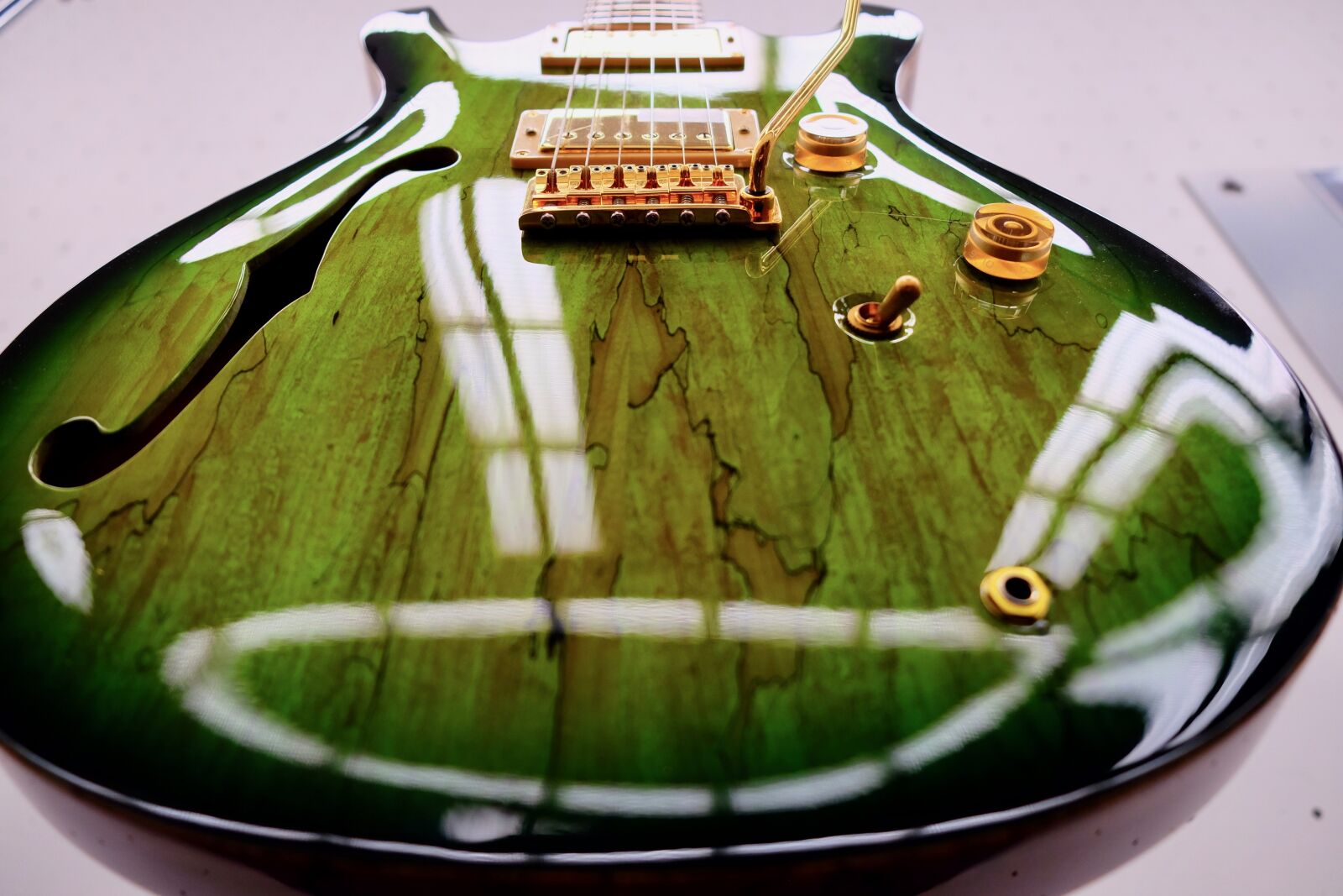 Fujifilm X-T10 sample photo. Guitar, music, instrument photography