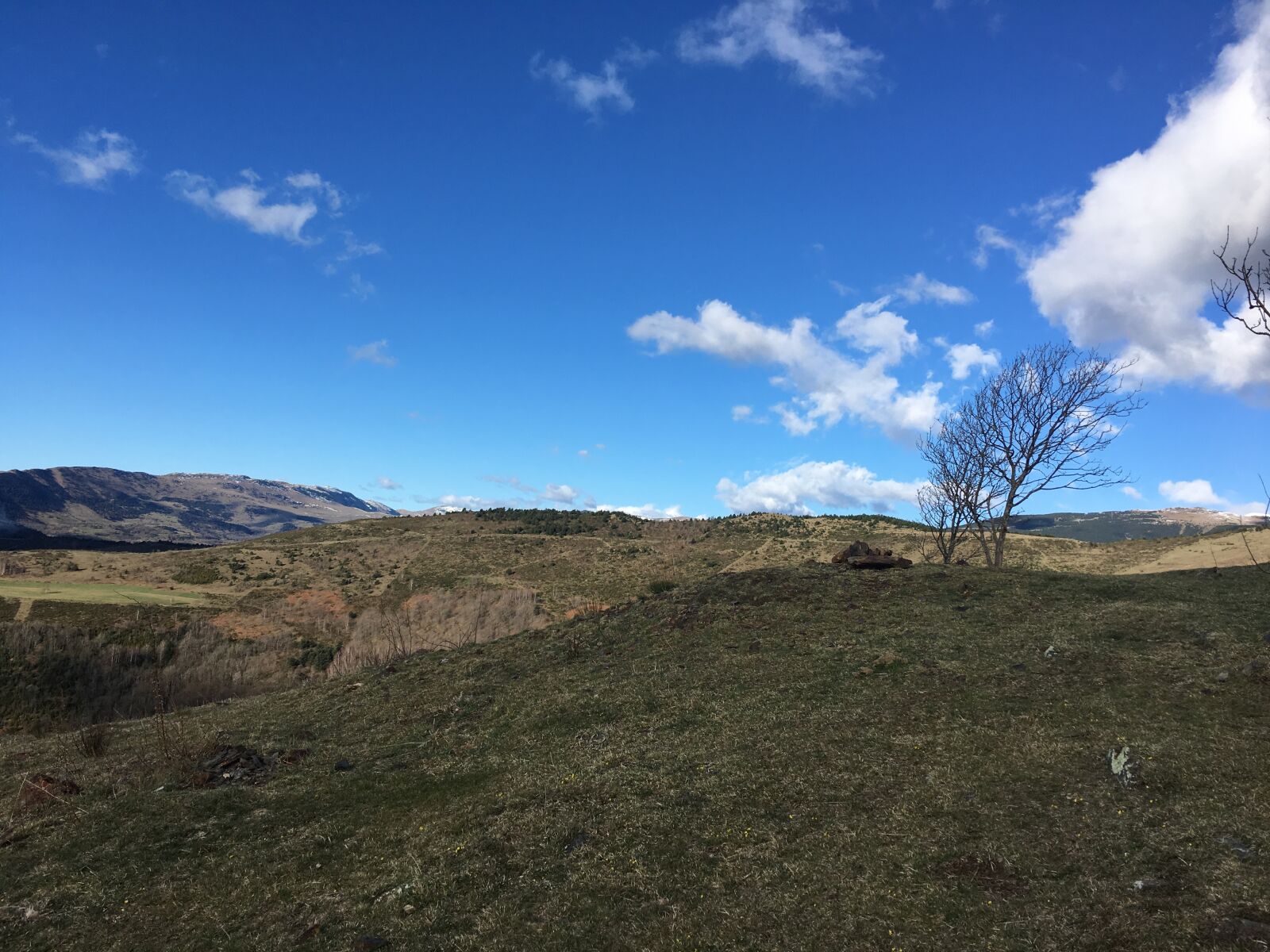Apple iPhone 6s sample photo. Mountains, landscape, pyrenees photography