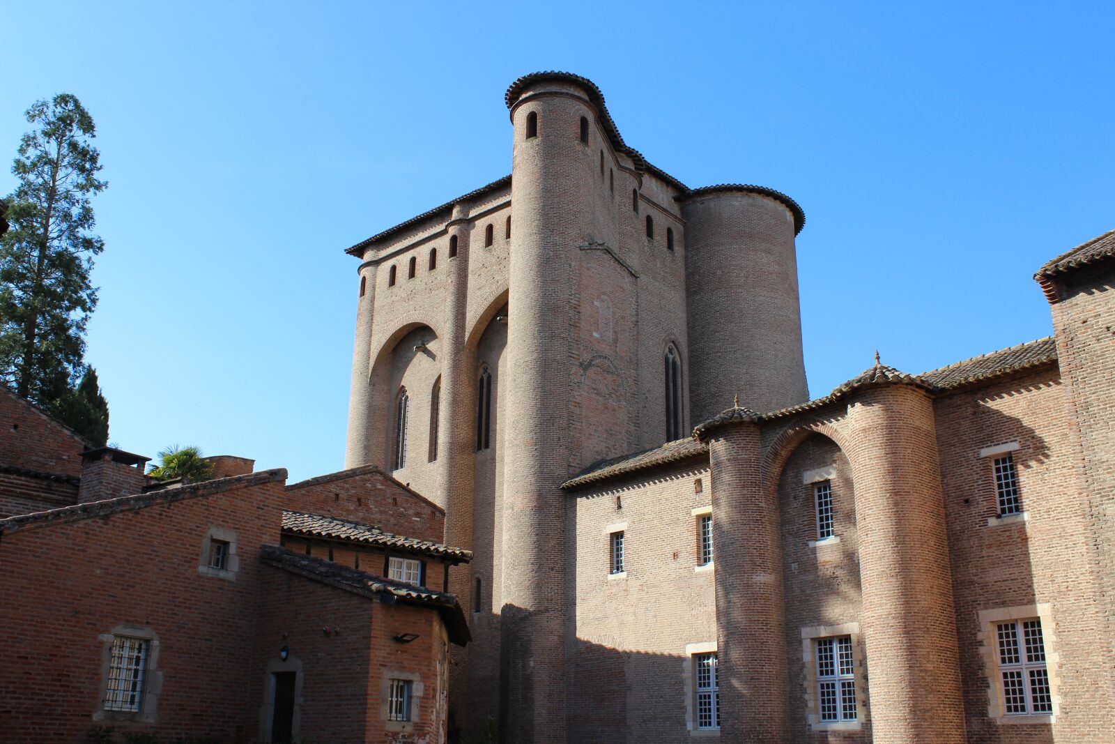 Canon EOS 1200D (EOS Rebel T5 / EOS Kiss X70 / EOS Hi) sample photo. Albi, episcopal, touloue lautrec photography