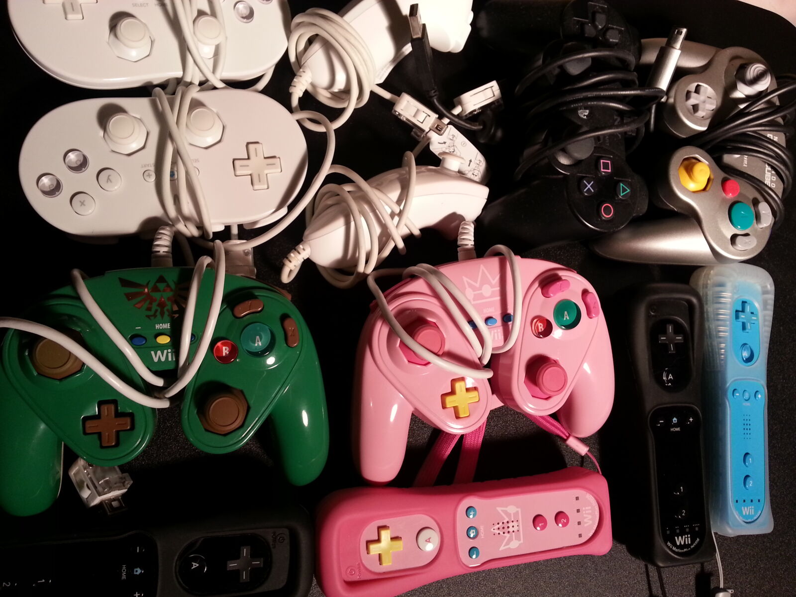 Samsung Galaxy Note2 sample photo. Night, nintendo, playstation photography