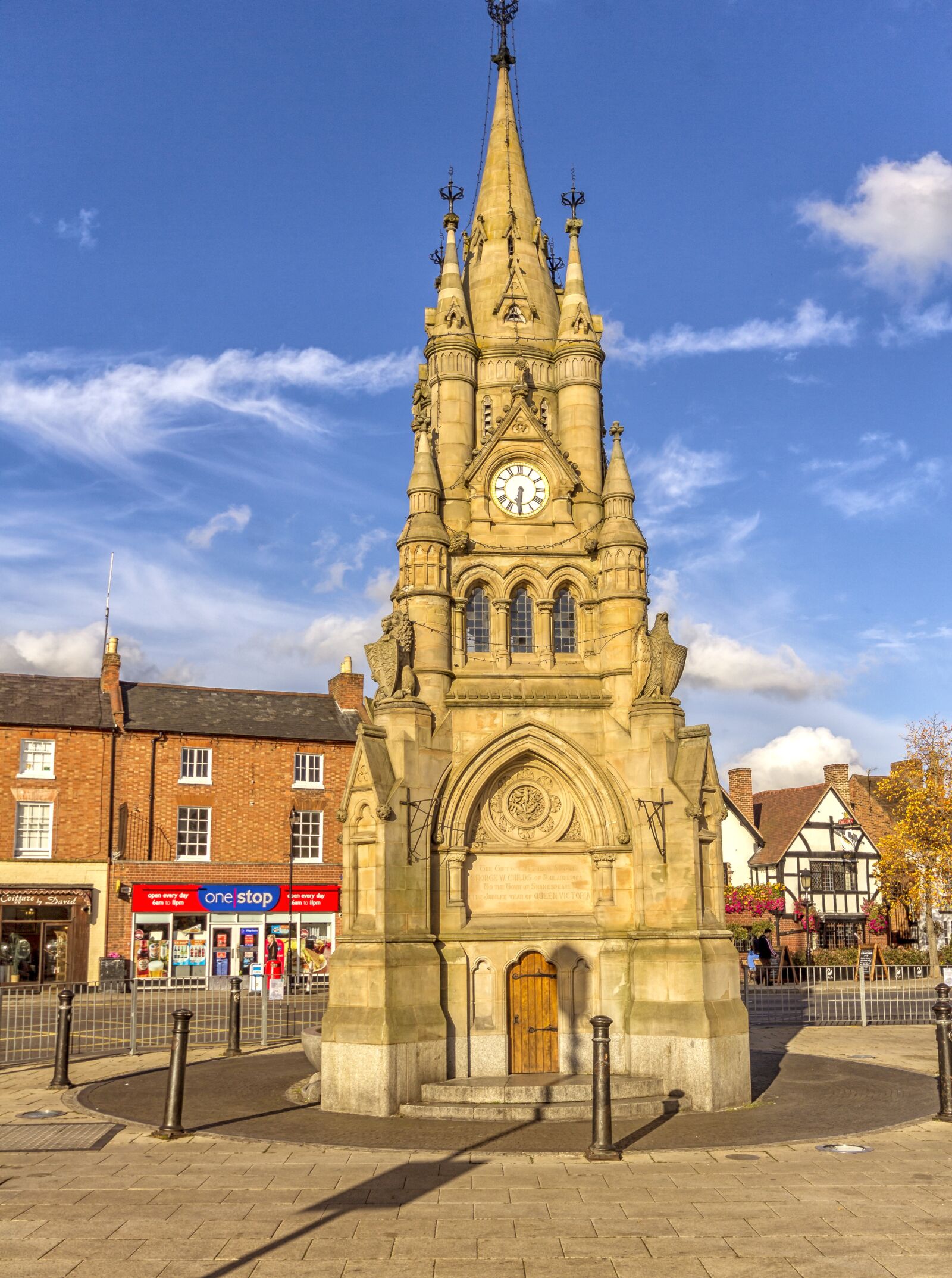 Canon EOS 60D sample photo. Stratford upon avon, central photography