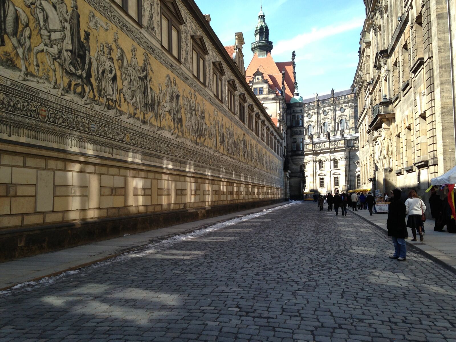 Apple iPhone 5 sample photo. Road, dresden, germany photography