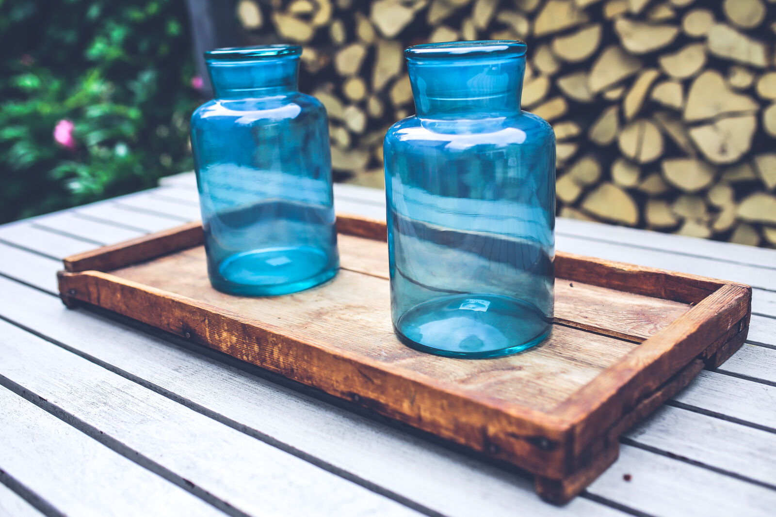 Canon EOS 6D + Sigma 35mm F1.4 DG HSM Art sample photo. Two, blue, jars, on photography