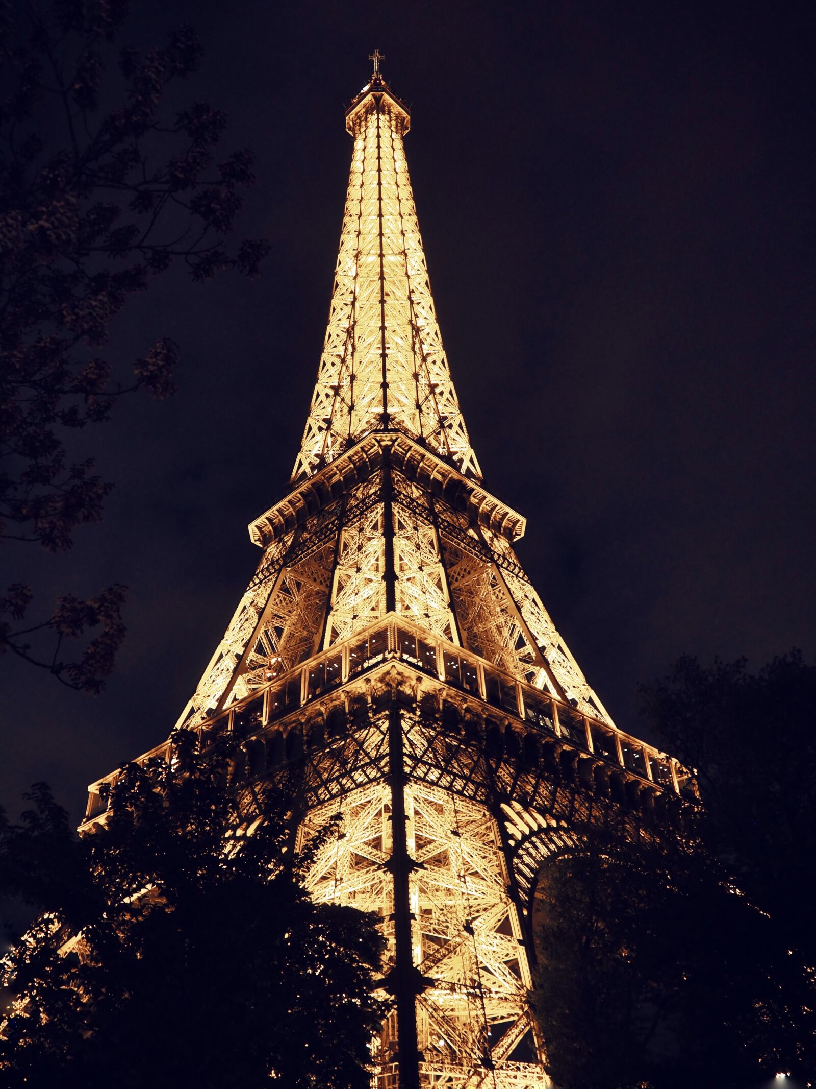 Olympus OM-D E-M10 II sample photo. Architecture, travel, paris photography