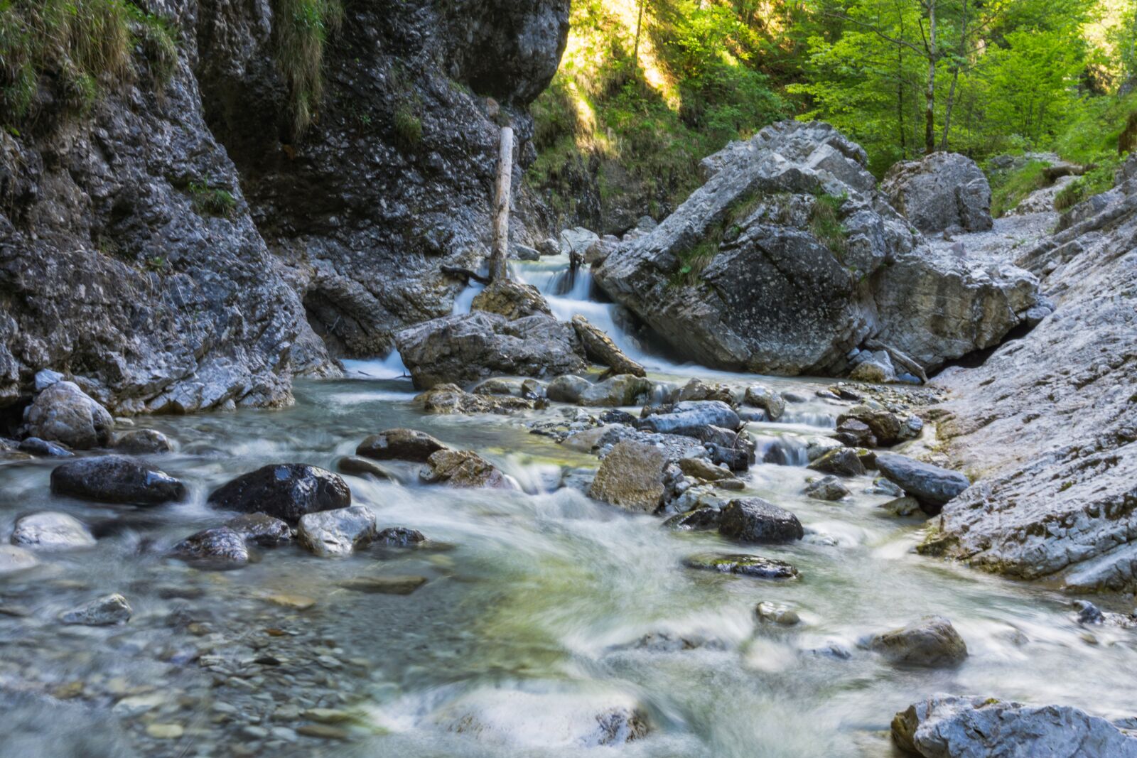 Sony a6000 sample photo. River, bach, water photography