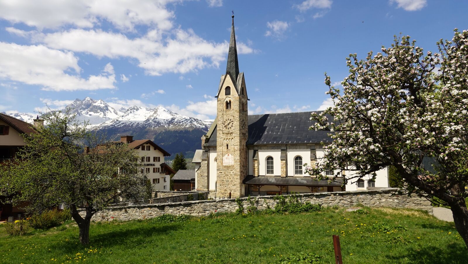 Sony DSC-RX100M7 sample photo. Church, spring, mountains photography