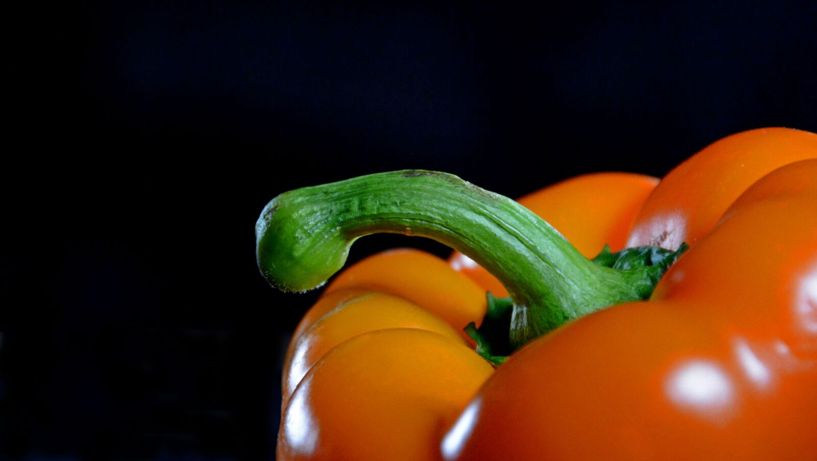 Nikon D5200 sample photo. Paprika, vegetables, sharp photography