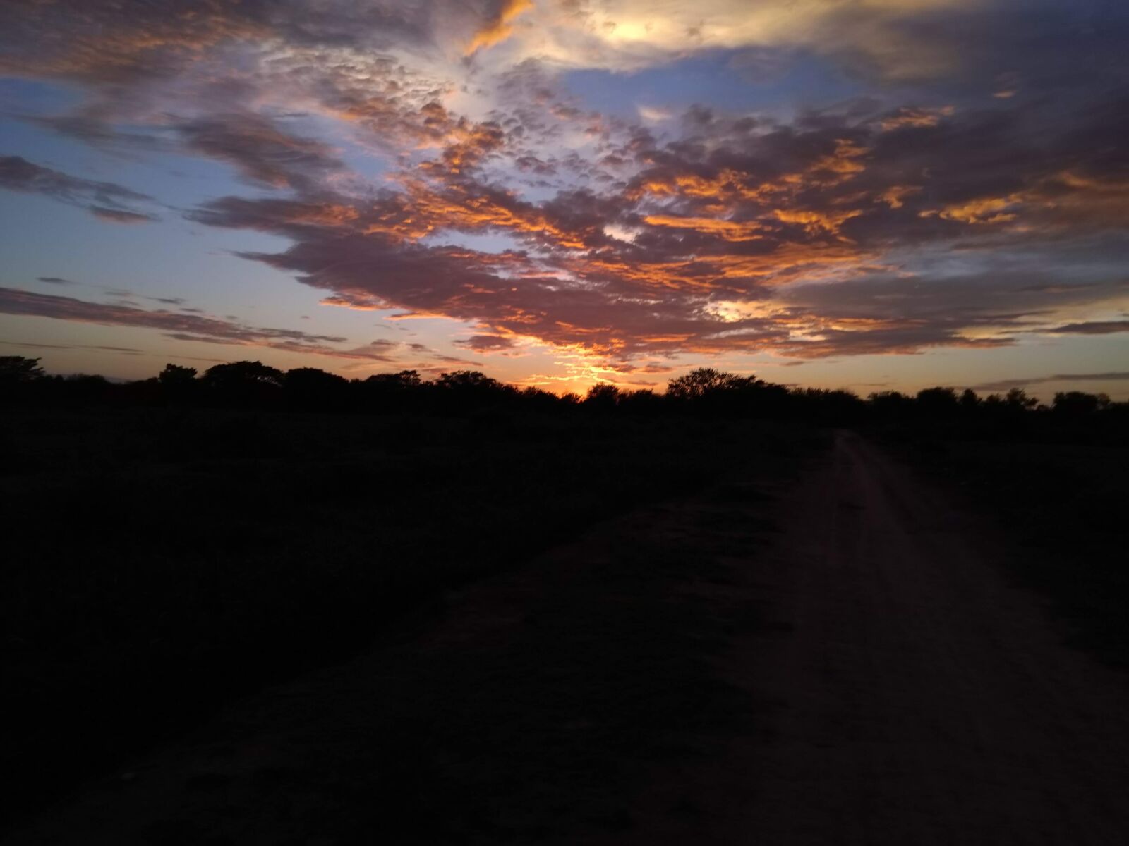 HMD Global Nokia 6 sample photo. Atardecer, tarde, nubes photography