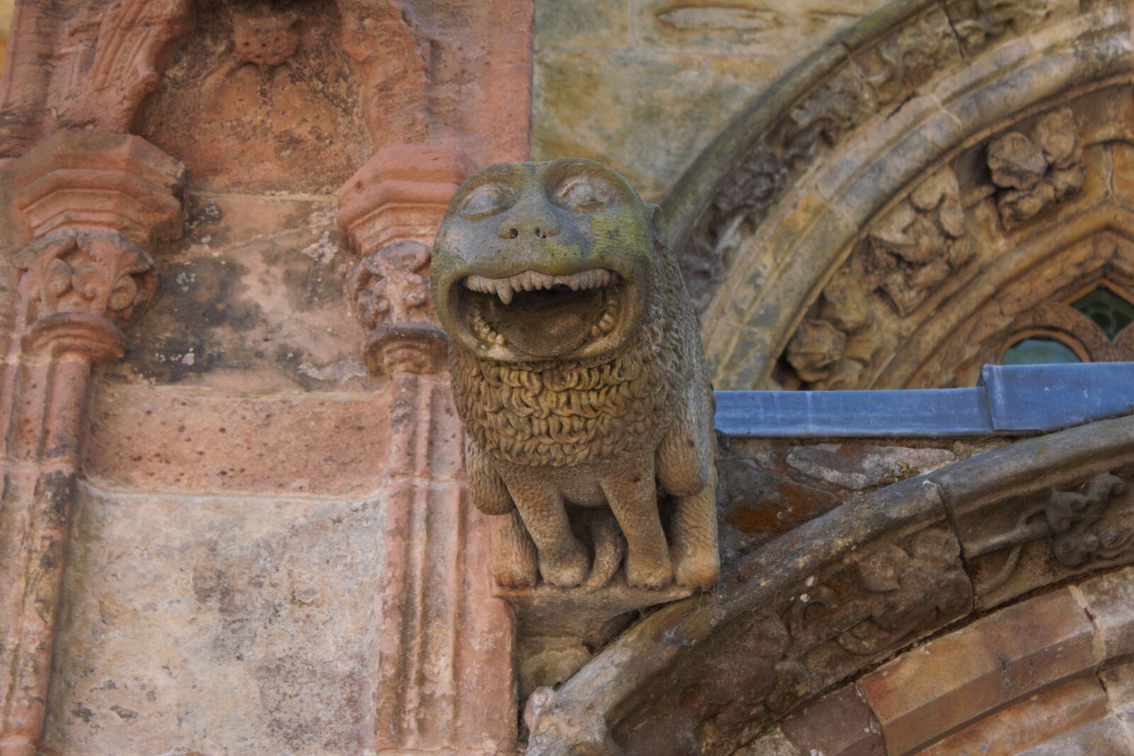 Canon EOS 550D (EOS Rebel T2i / EOS Kiss X4) sample photo. Rosslyn chapel, gothic architecture photography