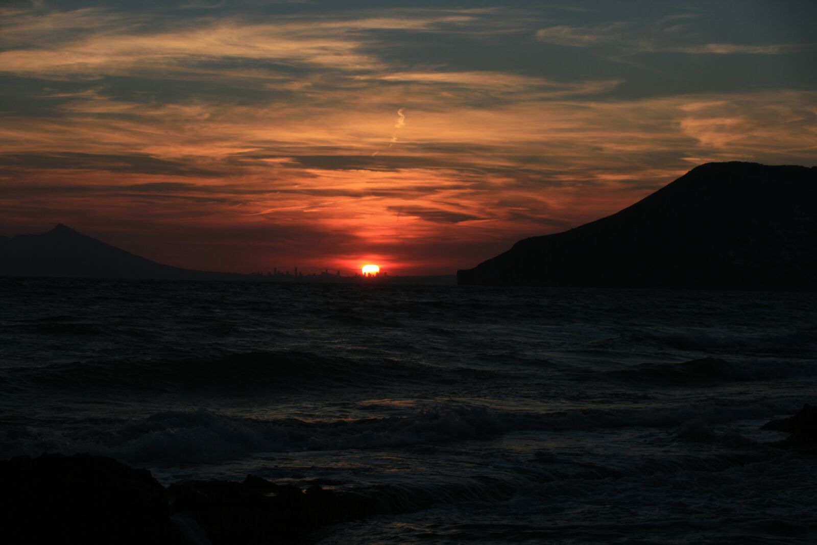 Canon EOS 400D (EOS Digital Rebel XTi / EOS Kiss Digital X) sample photo. Sunset, sea, sky photography