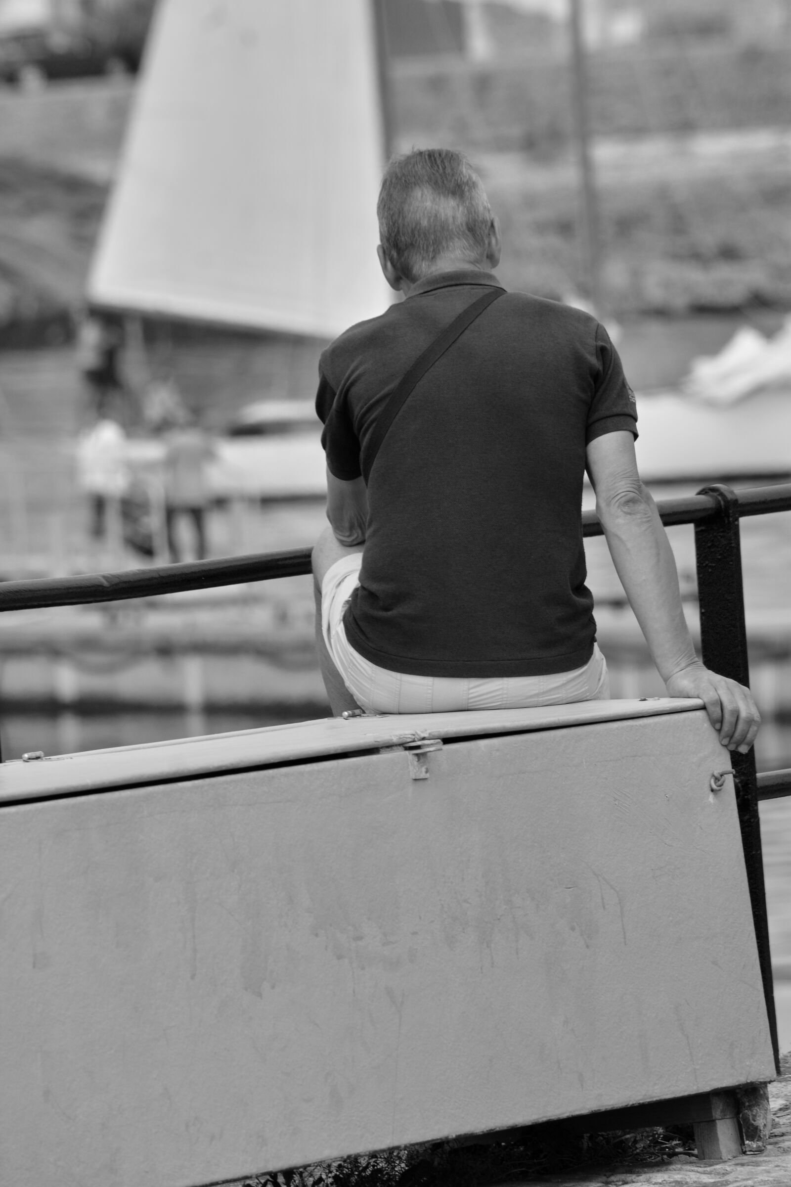 Nikon D5200 sample photo. Assis, detente, homme, homme photography