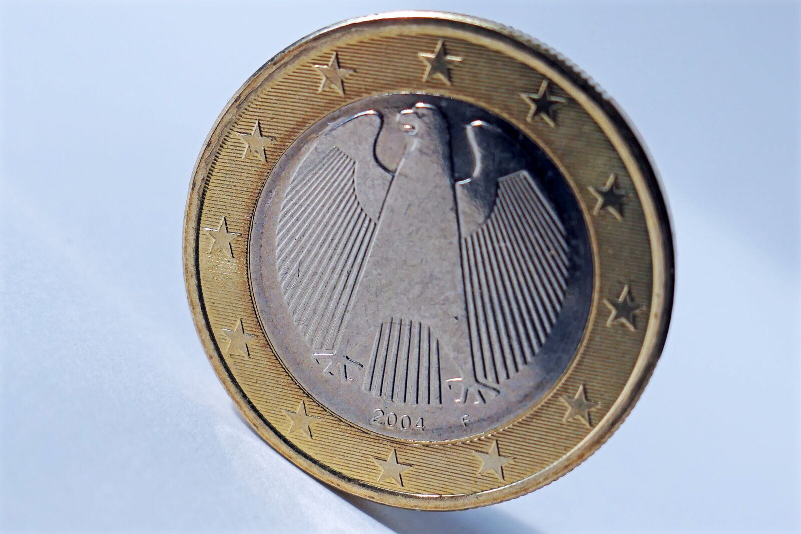 Panasonic Lumix DMC-LX10 (Lumix DMC-LX15) sample photo. Euro, coin, a euro photography