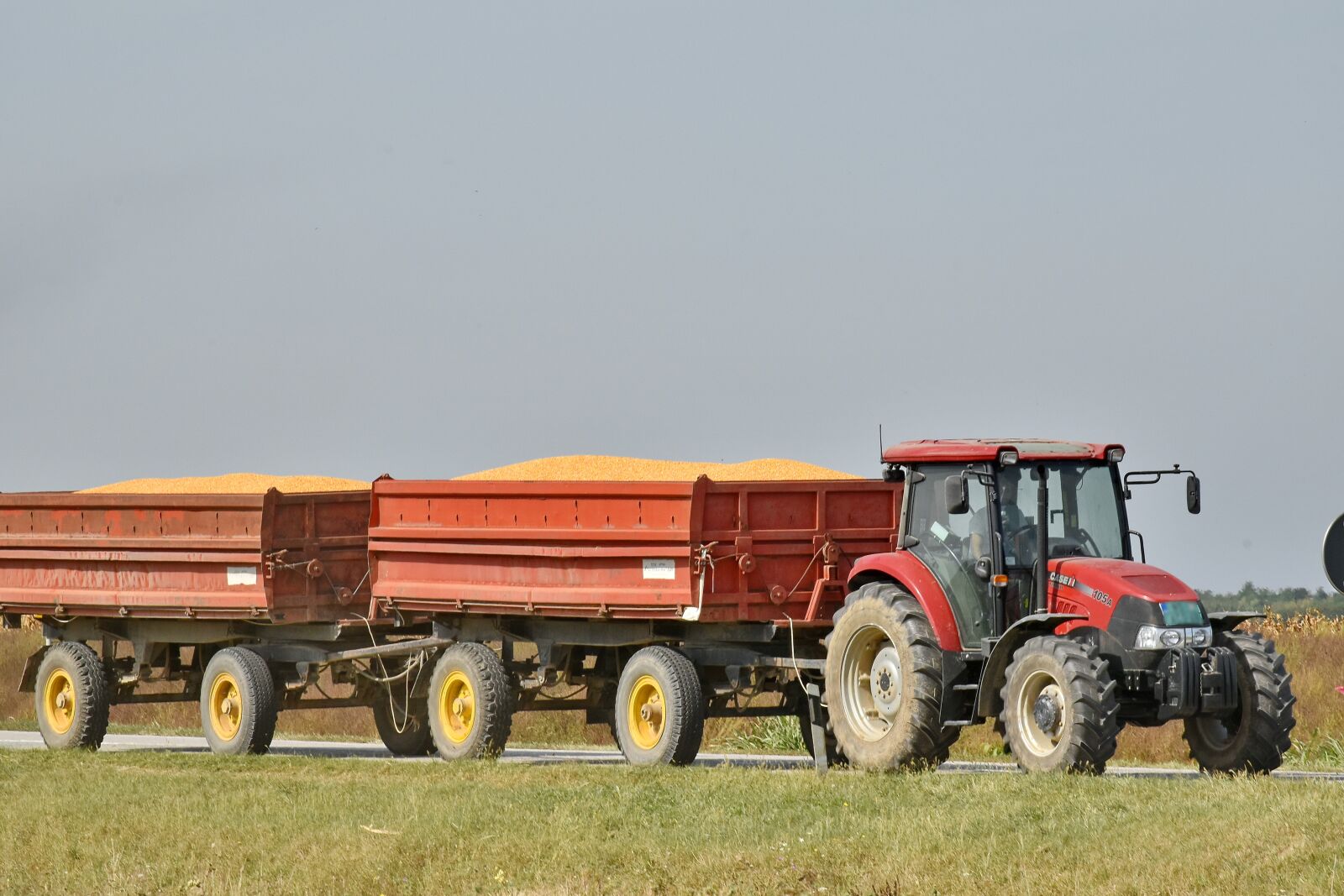 Nikon D5500 sample photo. Harvest, harvestman, tractor, trailer photography