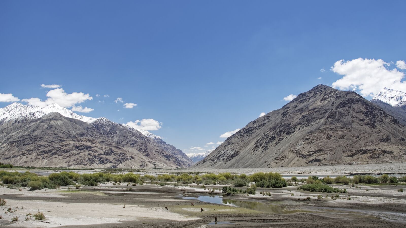 Nikon D500 sample photo. Tajikistan, province of mountain-badakhshan photography