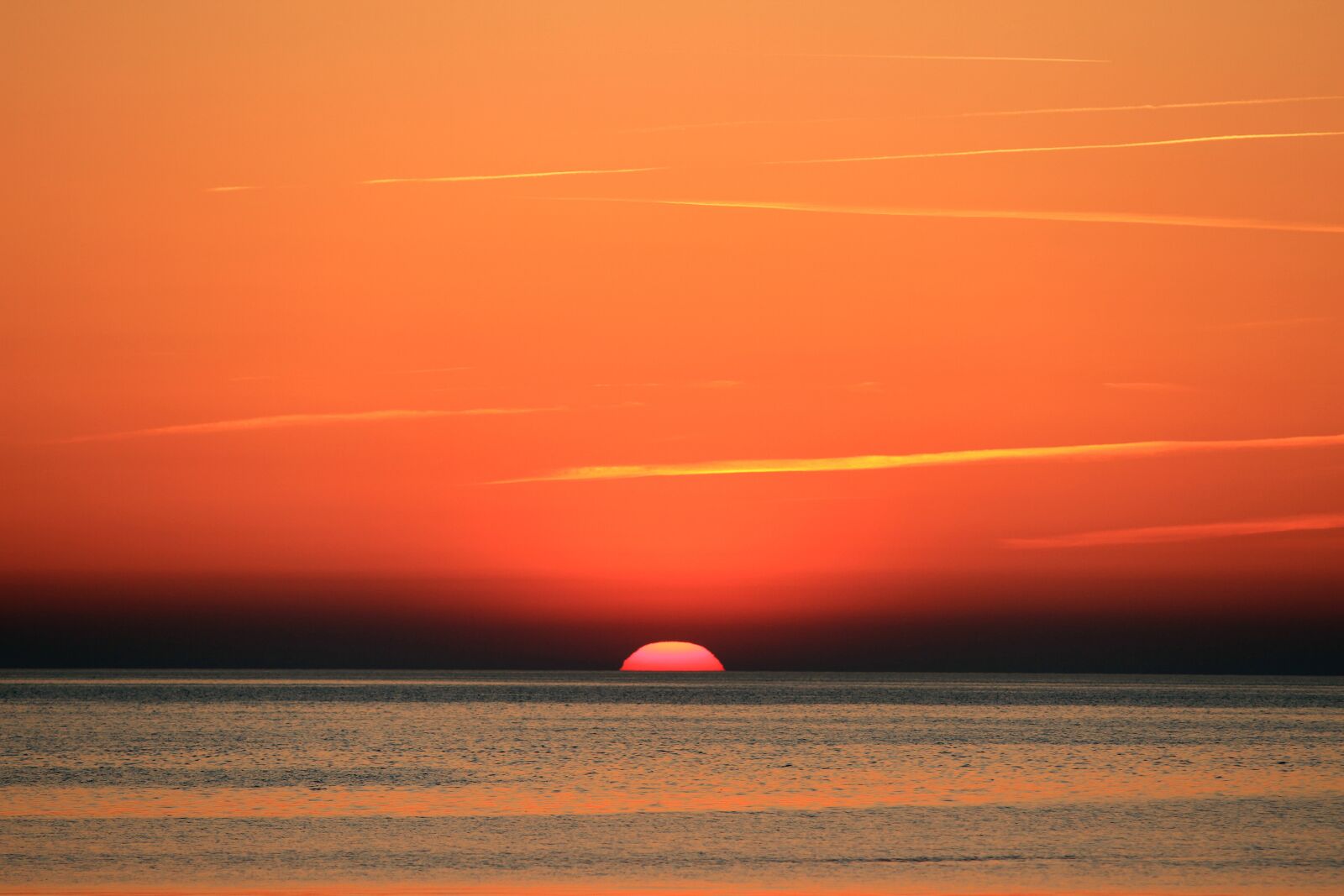Canon EOS 7D + Canon EF 70-200mm F2.8L IS USM sample photo. Sunset, sea, adriatic sea photography