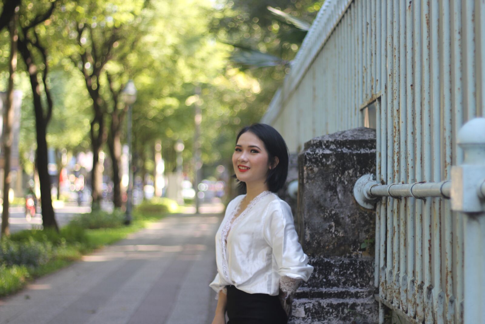 Canon EOS 1300D (EOS Rebel T6 / EOS Kiss X80) + Canon EF 50mm F1.8 STM sample photo. Vietnamese, asian, asia photography