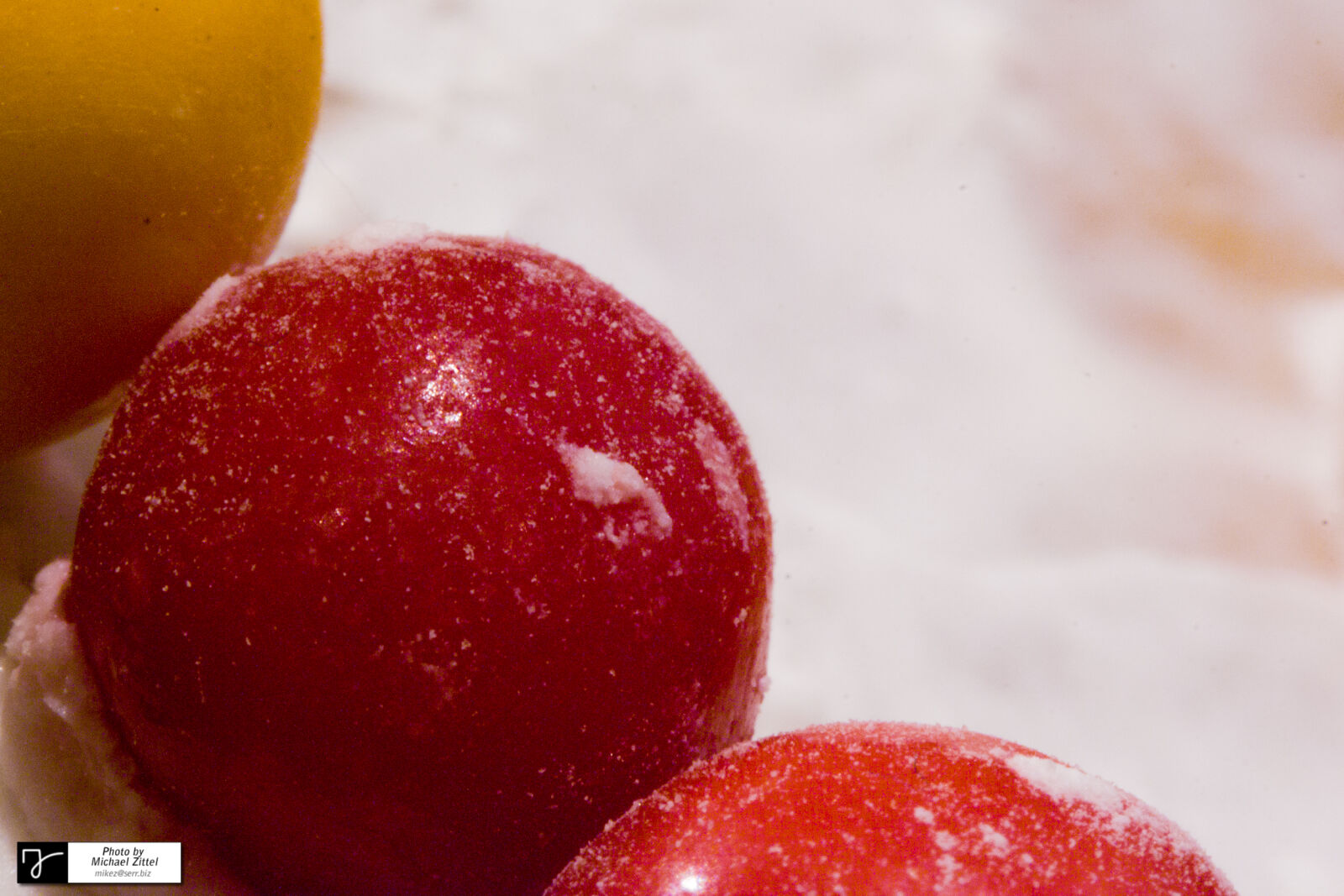 Tamron SP AF 60mm F2 Di II LD IF Macro sample photo. Close, up, of, strawberry photography