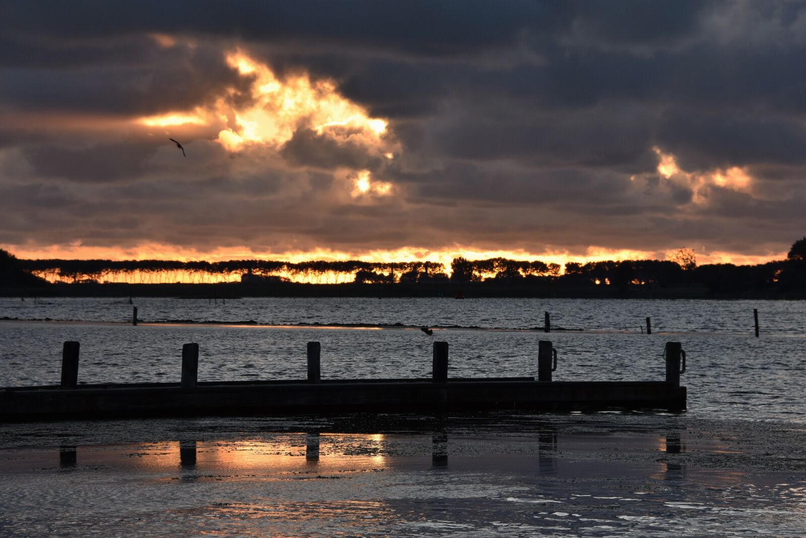 Nikon D7200 sample photo. Sunset, evening sky, scaffolding photography