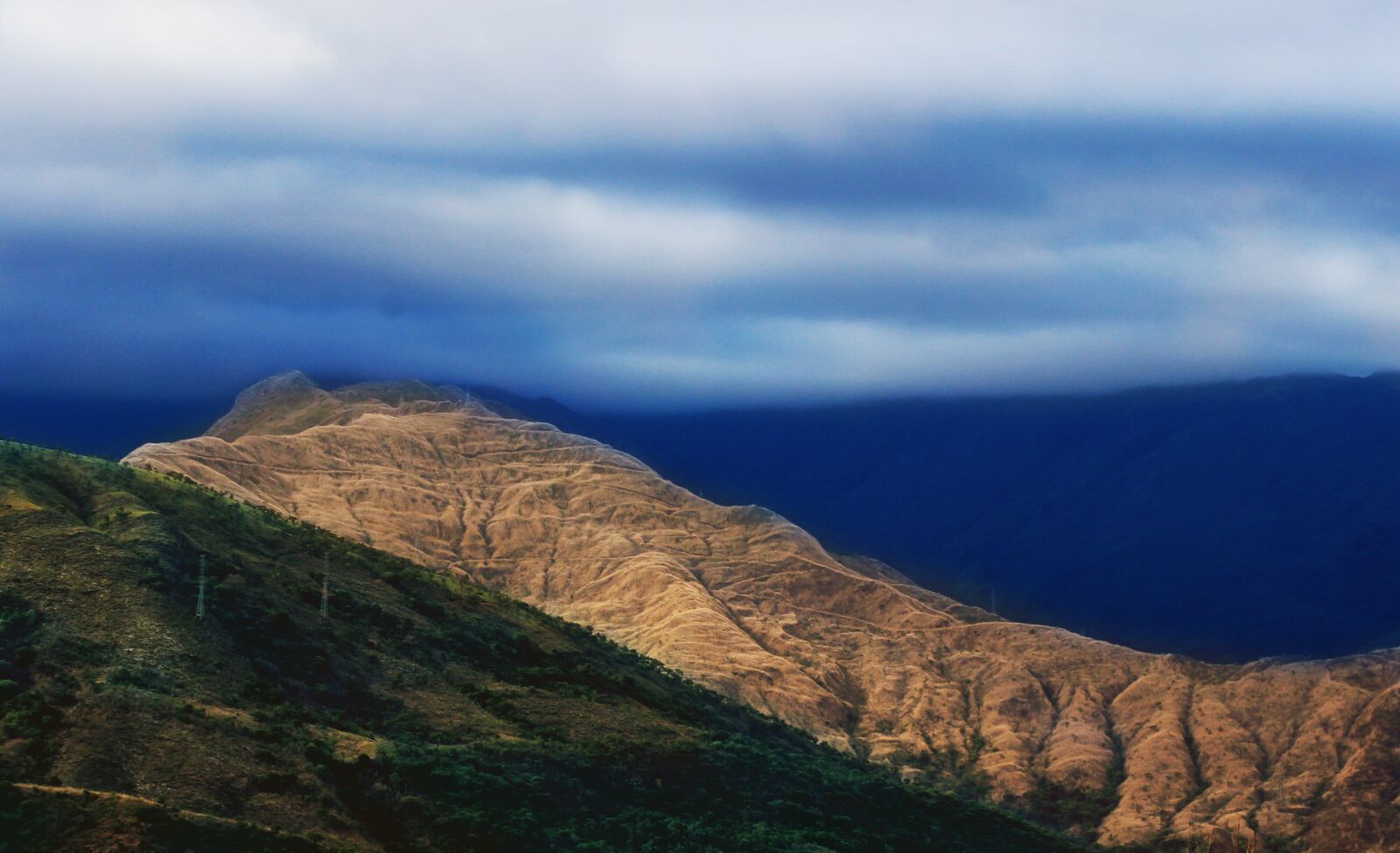 Canon EOS 600D (Rebel EOS T3i / EOS Kiss X5) sample photo. Mountain, landscape, open air photography