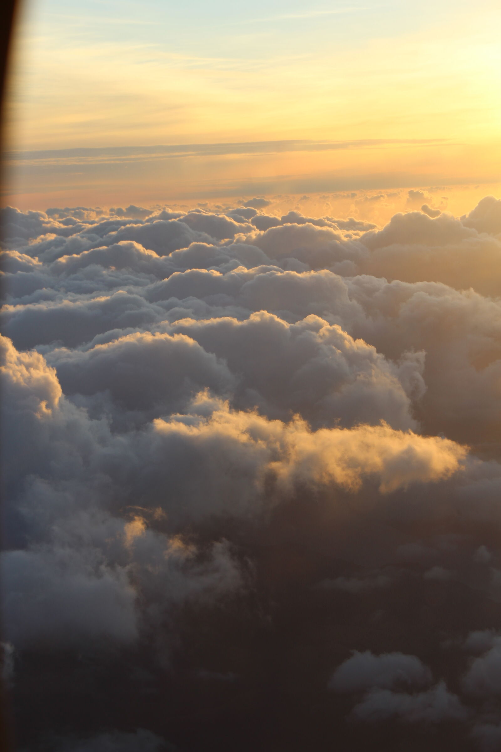 Canon EOS 1200D (EOS Rebel T5 / EOS Kiss X70 / EOS Hi) sample photo. Clouds, sunset photography