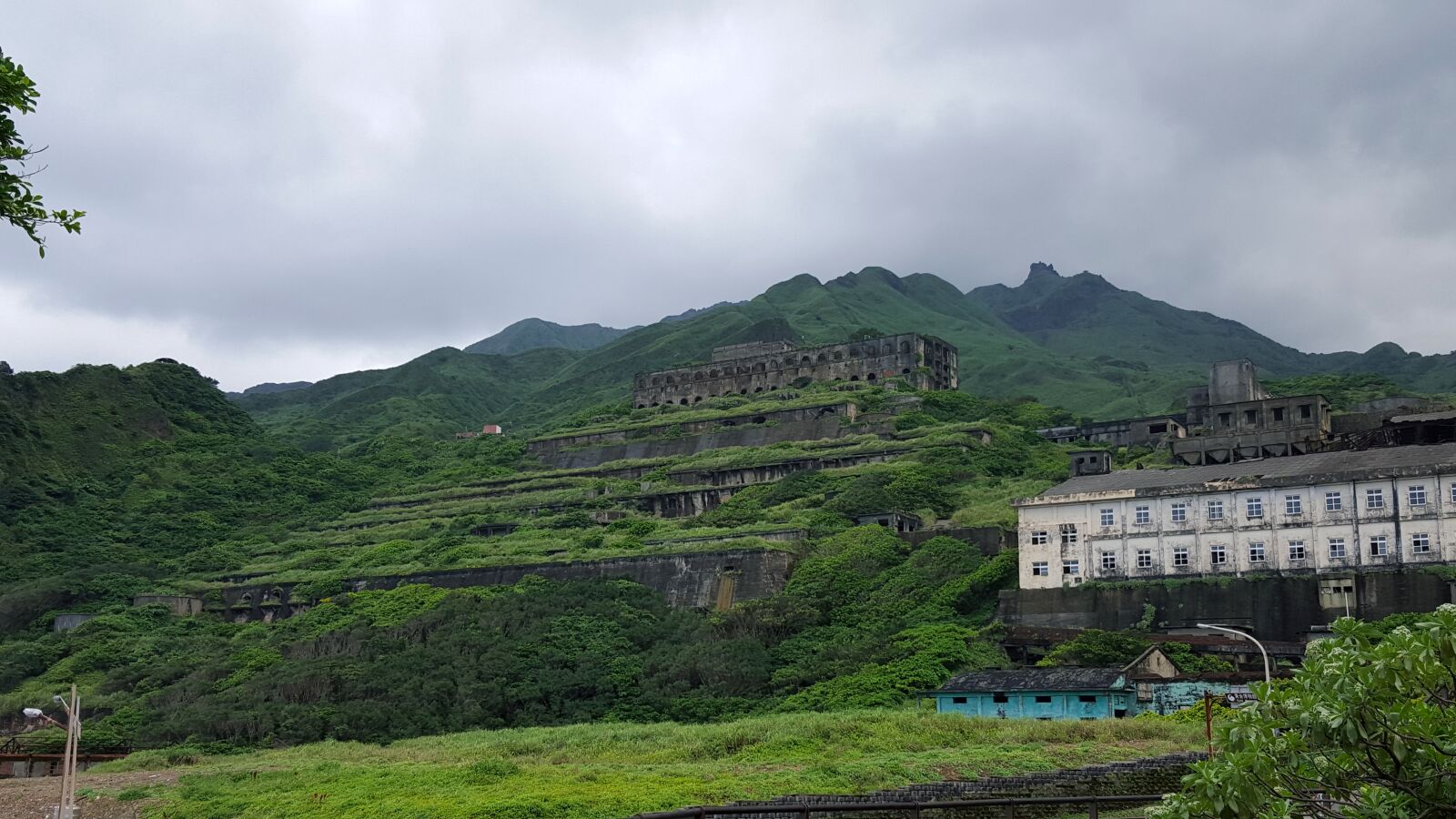 Samsung Galaxy S6 sample photo. Jinguashih, landscape, thirteen rows photography