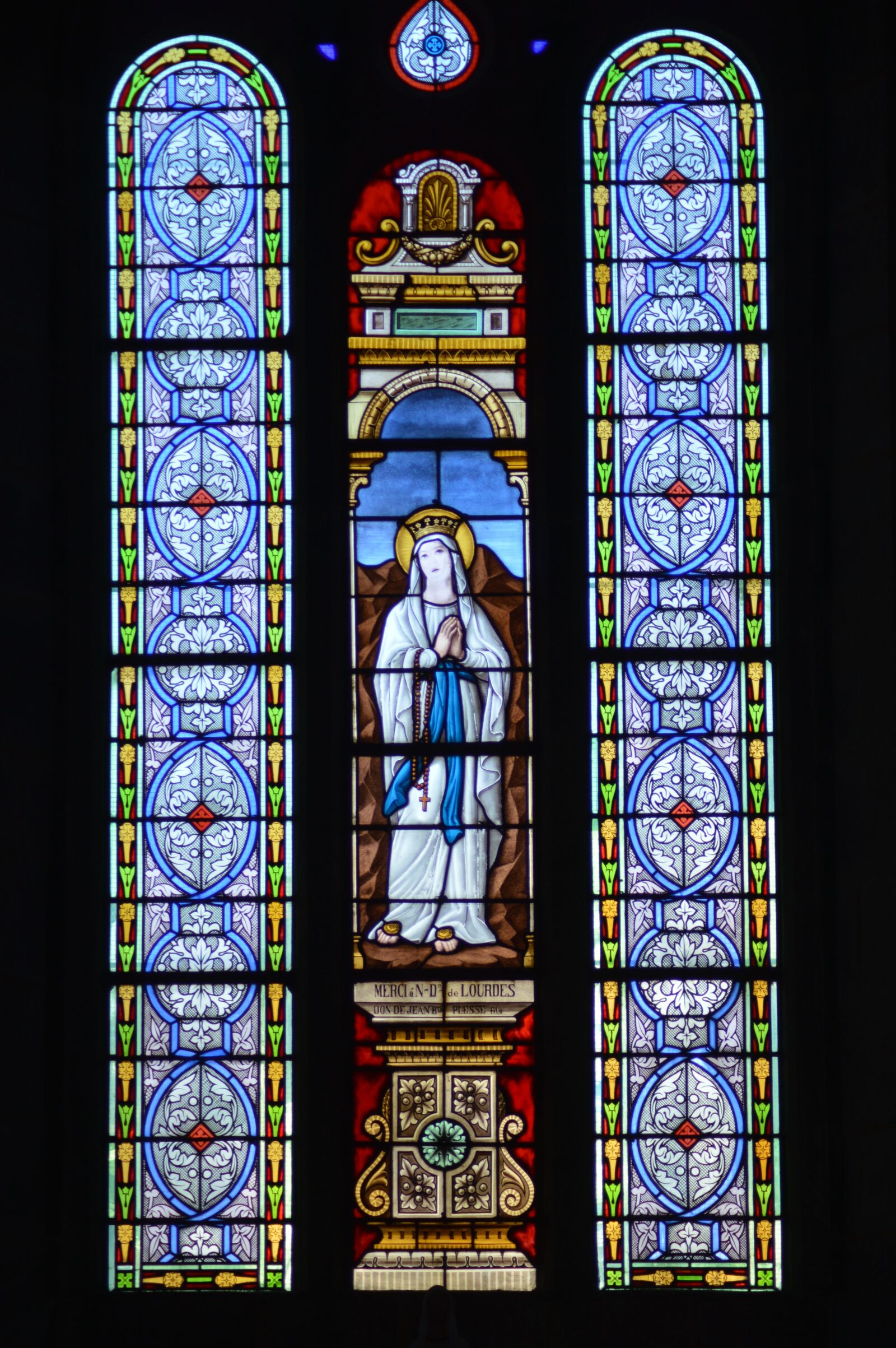 Nikon D3200 sample photo. Stained glass, colorful, sainte photography
