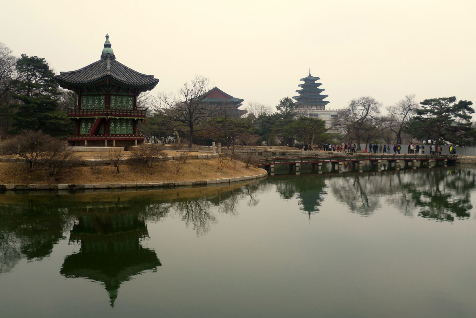 Panasonic DMC-FS10 sample photo. Temple, seoul, korea photography