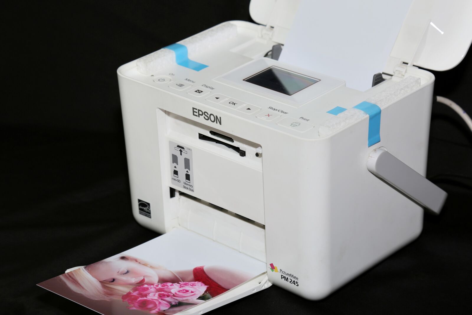 Canon EF 24-105mm F4L IS USM sample photo. Printer, studio, printing photography