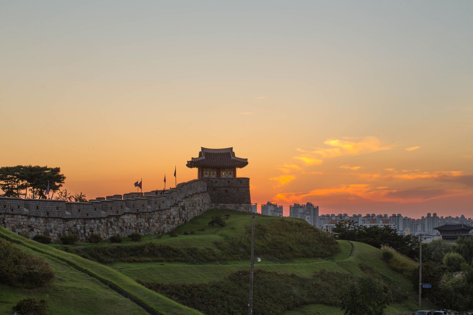 Canon EF 70-200mm F2.8L USM sample photo. Suwon hwaseong, unesco, the photography