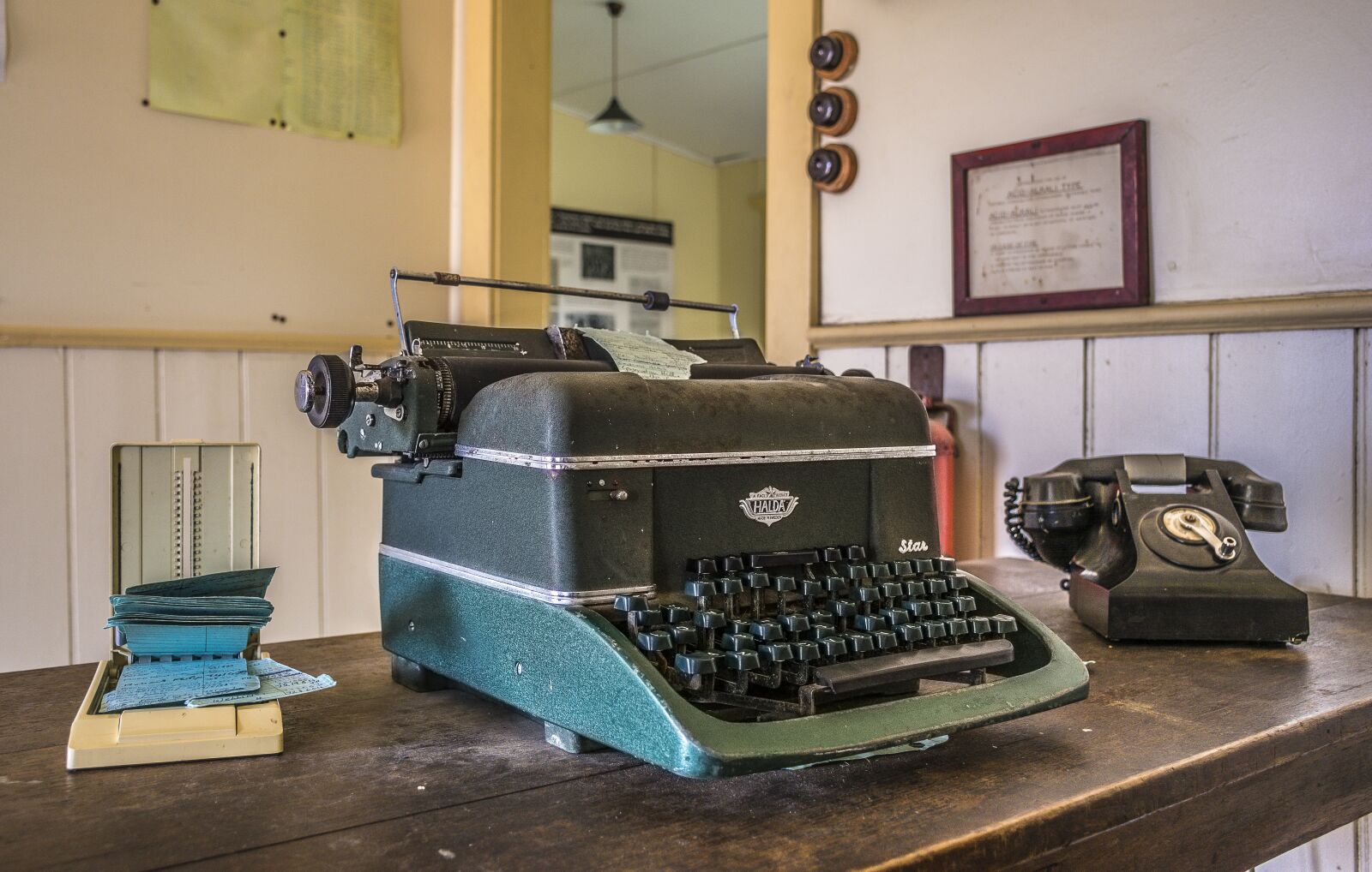 Nikon D7100 sample photo. Typewriter, old, vintage photography